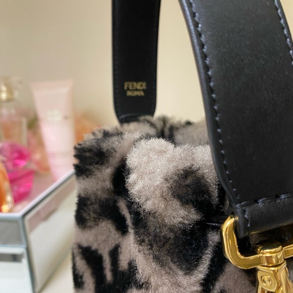 Fendi Zucca Shearling Mon Tresor - Picture 6 of 12